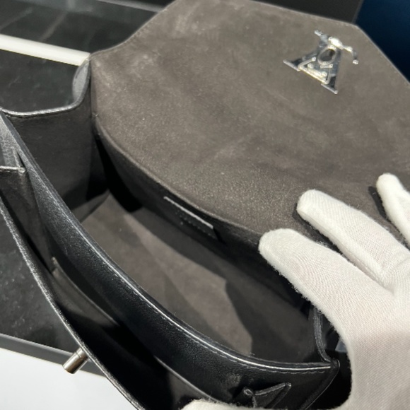 MyLock Me Shoulder bag - Picture 9 of 11